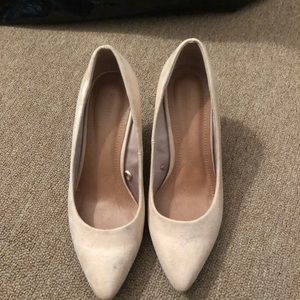 Heels - 7.5 WOMENS